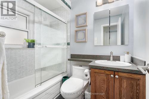 82 Lochleven Drive, Toronto, ON - Indoor Photo Showing Bathroom