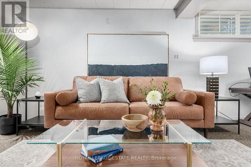 82 Lochleven Drive, Toronto, ON - Indoor Photo Showing Living Room