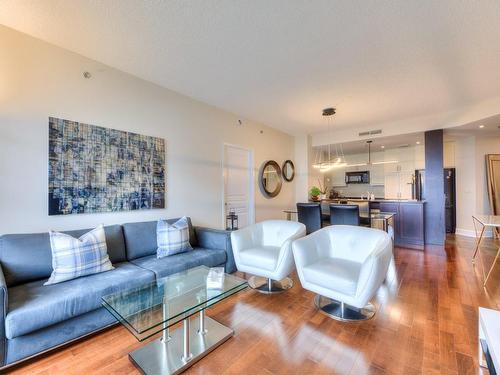 Salon - 511-300 Av. Des Sommets, Montréal (Verdun/Île-Des-Soeurs), QC - Indoor Photo Showing Living Room