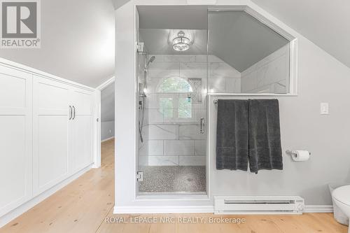 1562 Ridge Road N, Fort Erie (Ridgeway), ON - Indoor Photo Showing Bathroom