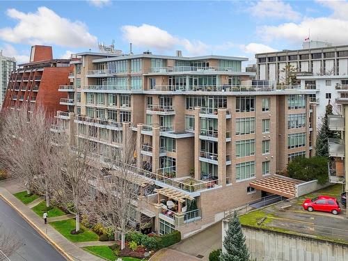 302-828 Rupert Terr, Victoria, BC - Outdoor