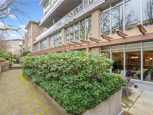 302-828 Rupert Terr, Victoria, BC - Outdoor