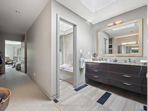 317 Keewatin Ave, Toronto, ON - Indoor Photo Showing Bathroom