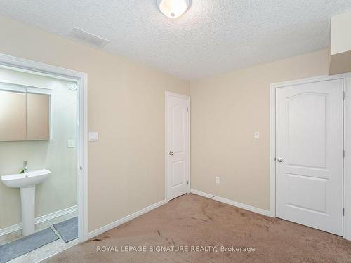 14 Aiken Cres, Orangeville, ON - Indoor Photo Showing Other Room