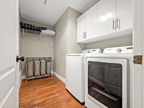 Laundry room - 2030 Imp. Des Pignons-Rouges, Sainte-Agathe-Des-Monts, QC - Indoor Photo Showing Laundry Room