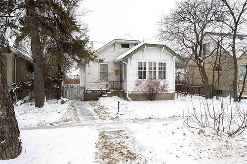 392 Jefferson Ave, Winnipeg, MB 