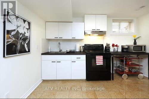 31 Shaver Avenue S, Toronto, ON - Indoor Photo Showing Kitchen