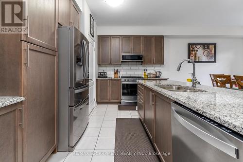 24 Whithorn Crescent, Haldimand, ON - Indoor Photo Showing Kitchen With Double Sink