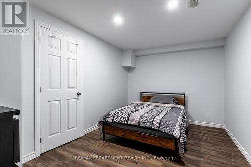 24 Whithorn Crescent, Haldimand, ON - Indoor Photo Showing Bedroom