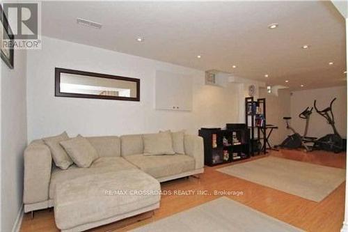 110 Whitney Place, Vaughan, ON - Indoor