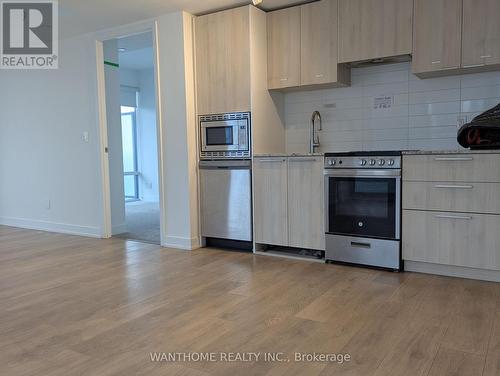 2305 - 501 Yonge Street, Toronto, ON - Indoor Photo Showing Kitchen