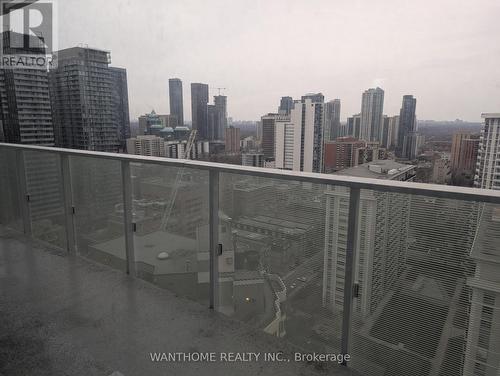 2305 - 501 Yonge Street, Toronto, ON - Outdoor With View