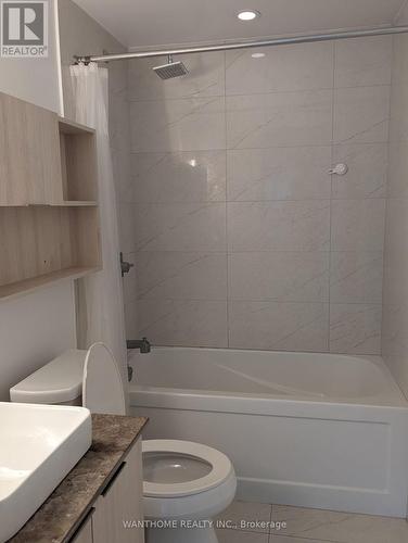 2305 - 501 Yonge Street, Toronto, ON - Indoor Photo Showing Bathroom