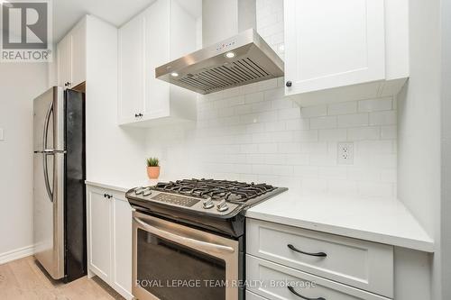 1450 Hemlock Road, Ottawa, ON - Indoor Photo Showing Kitchen With Upgraded Kitchen