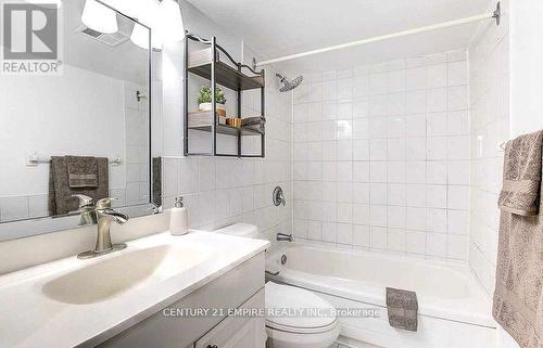 1312 - 330 Mccowan Road, Toronto, ON - Indoor Photo Showing Bathroom