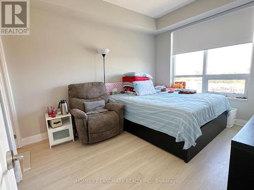 806 - 398 Highway 7 East, Richmond Hill, ON - Indoor Photo Showing Bedroom