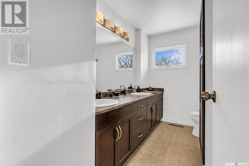 Ritchie Acreage, Corman Park Rm No. 344, SK - Indoor Photo Showing Bathroom