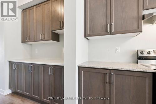 27 Assunta Lane, Clarington, ON - Indoor Photo Showing Kitchen