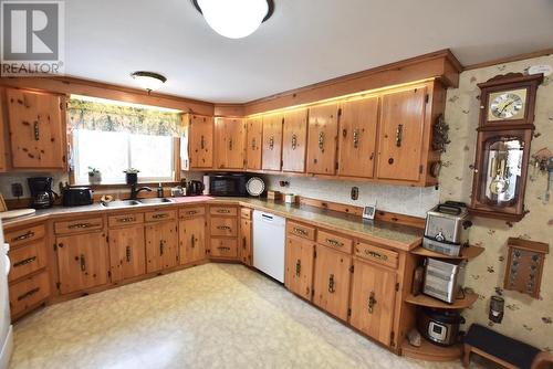 43 Mcarthur Ave, Blind River, ON - Indoor Photo Showing Kitchen With Double Sink