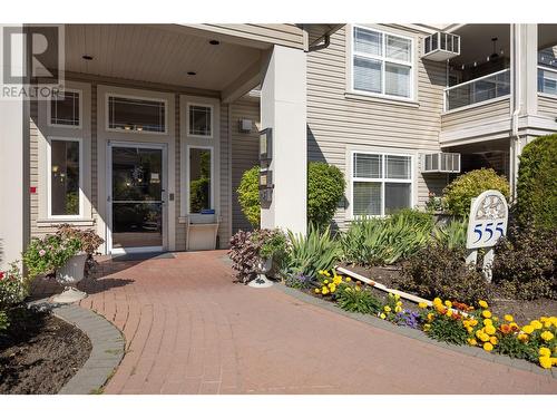 555 Houghton Road Unit# 118, Kelowna, BC - Outdoor With Facade