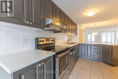 110 Bluestone Street, Ottawa, ON - Indoor Photo Showing Kitchen