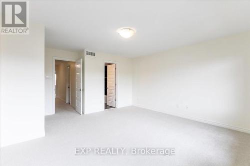 110 Bluestone Street, Ottawa, ON - Indoor Photo Showing Other Room