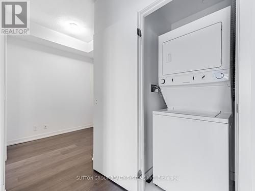 3016 - 98 Lilian Street, Toronto, ON - Indoor Photo Showing Laundry Room