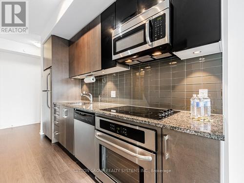 3016 - 98 Lilian Street, Toronto, ON - Indoor Photo Showing Kitchen With Stainless Steel Kitchen With Upgraded Kitchen