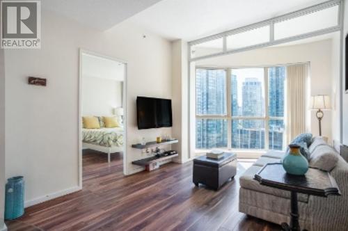 2408 555 Jervis Street, Vancouver, BC - Indoor Photo Showing Living Room