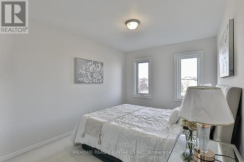 48 Pike Lane, Markham, ON - Indoor Photo Showing Bedroom