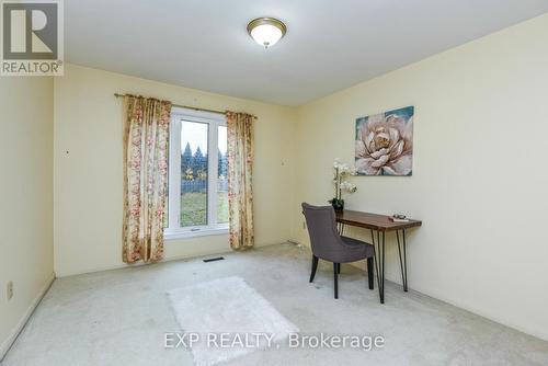 4252 Claypine Rise, Mississauga, ON - Indoor Photo Showing Other Room