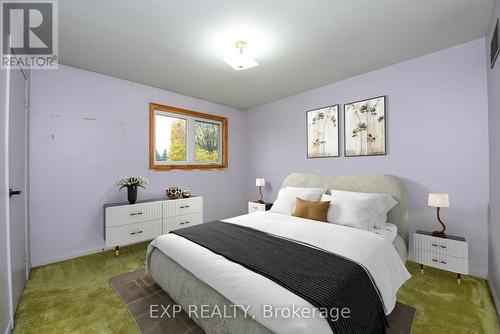 4252 Claypine Rise, Mississauga, ON - Indoor Photo Showing Bedroom