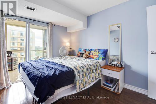 1410 - 10 Markbrook Lane, Toronto, ON - Indoor Photo Showing Bedroom