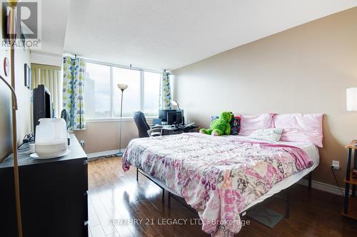 1410 - 10 Markbrook Lane, Toronto, ON - Indoor Photo Showing Bedroom