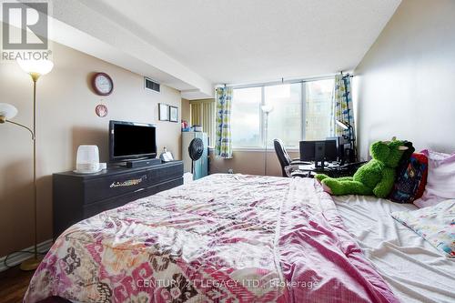 1410 - 10 Markbrook Lane, Toronto, ON - Indoor Photo Showing Bedroom