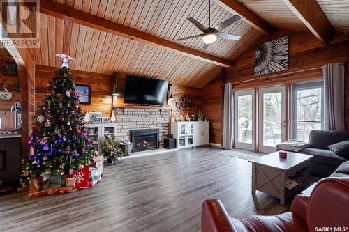 608 Scarborough Street, Saskatchewan Beach, SK - Indoor Photo Showing Living Room With Fireplace