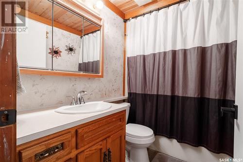 608 Scarborough Street, Saskatchewan Beach, SK - Indoor Photo Showing Bathroom