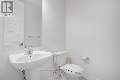 546 Fir Court, Milton, ON - Indoor Photo Showing Bathroom