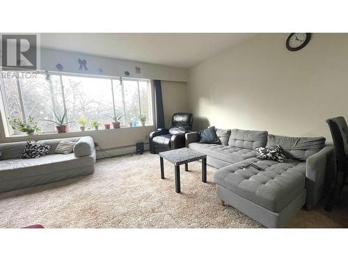 301 1266 Summit Avenue, Prince Rupert, BC - Indoor Photo Showing Living Room