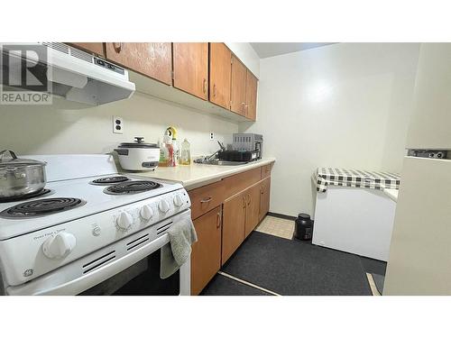 301 1266 Summit Avenue, Prince Rupert, BC - Indoor Photo Showing Kitchen