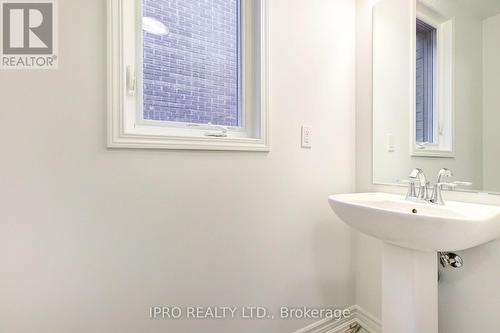 1225 Granary Street, Oakville, ON - Indoor Photo Showing Bathroom