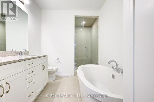 1225 Granary Street, Oakville, ON - Indoor Photo Showing Bathroom