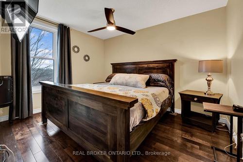 7078 Line 86 Line, North Perth, ON - Indoor Photo Showing Bedroom