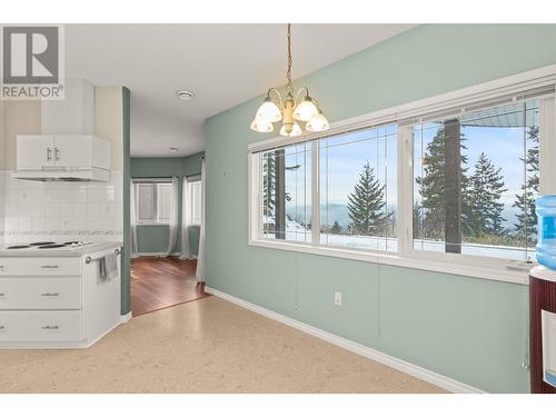 5475/5477 Kingsview Road, Vernon, BC - Indoor