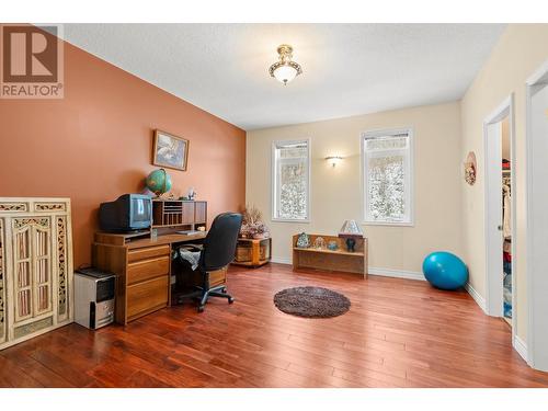 5475/5477 Kingsview Road, Vernon, BC - Indoor Photo Showing Office