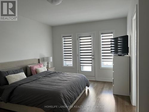 314 Laplante Street, Newmarket, ON - Indoor Photo Showing Bedroom