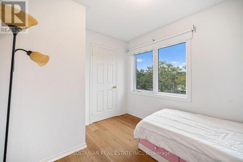 582 Pinder Avenue, Newmarket, ON - Indoor Photo Showing Bedroom