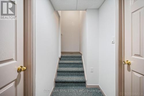 582 Pinder Avenue, Newmarket, ON - Indoor Photo Showing Other Room