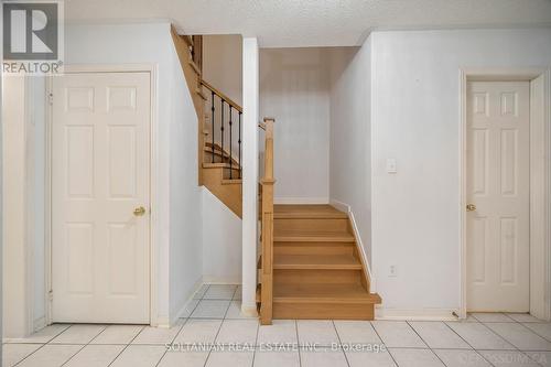 582 Pinder Avenue, Newmarket, ON - Indoor Photo Showing Other Room