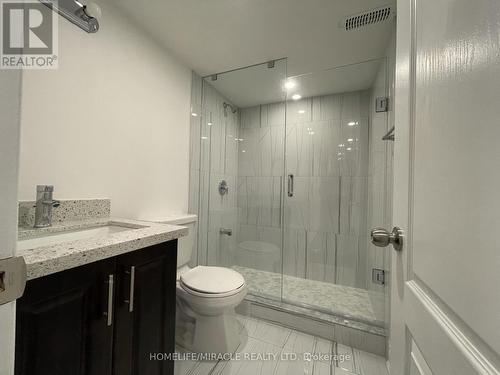 84 Roulette Crescent, Brampton, ON - Indoor Photo Showing Bathroom